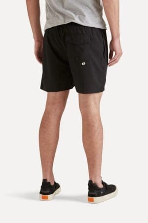 SHORT PRAIA LISO BASICO RESERVA - Imagem 3