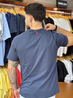 CAMISETA ESTAMPA LIFESTYLE GRID - Imagem 3