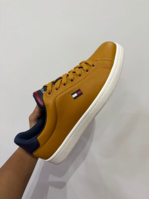 TÊNIS FLAGATOS THOMMY HILFIGER SANDALWOOD